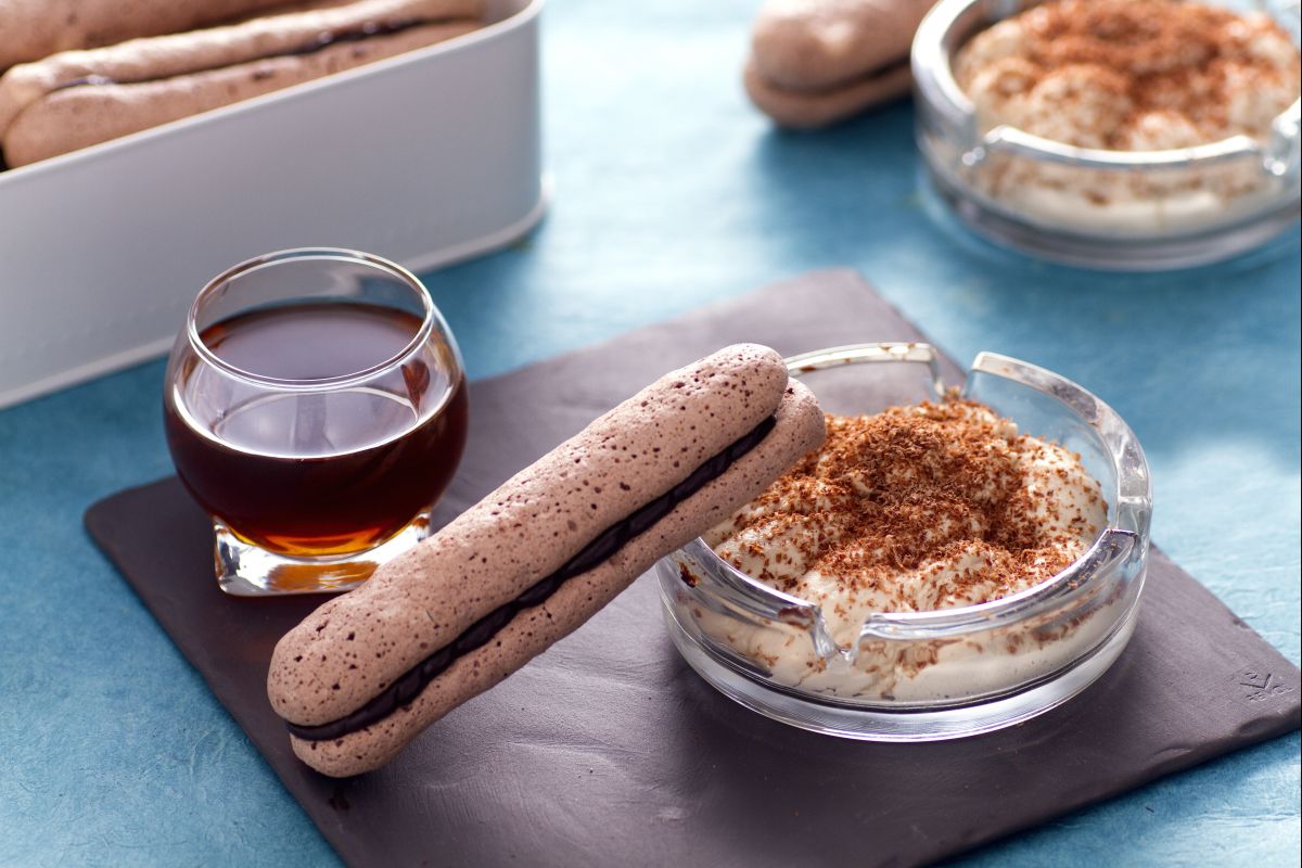Mousse au café avec cigare