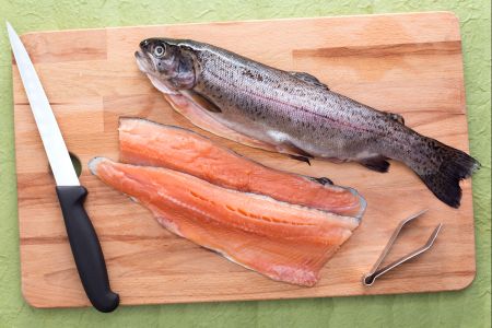 Comment nettoyer la truite saumonée