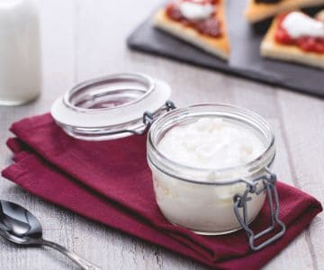 Comment faire de la crème aigre