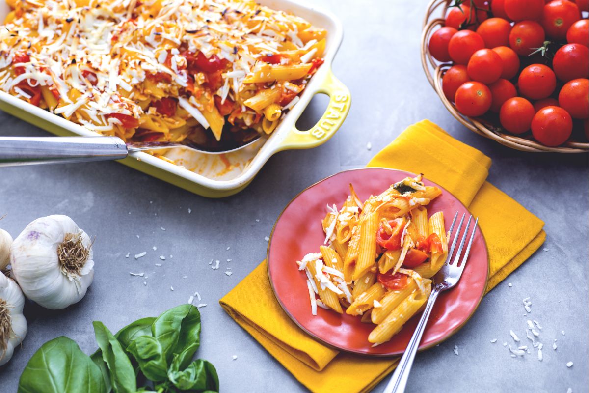 Penne gratinées à la tomate et ricotta salée