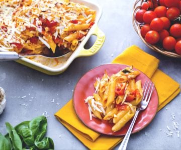 Penne gratinées à la tomate et ricotta salée