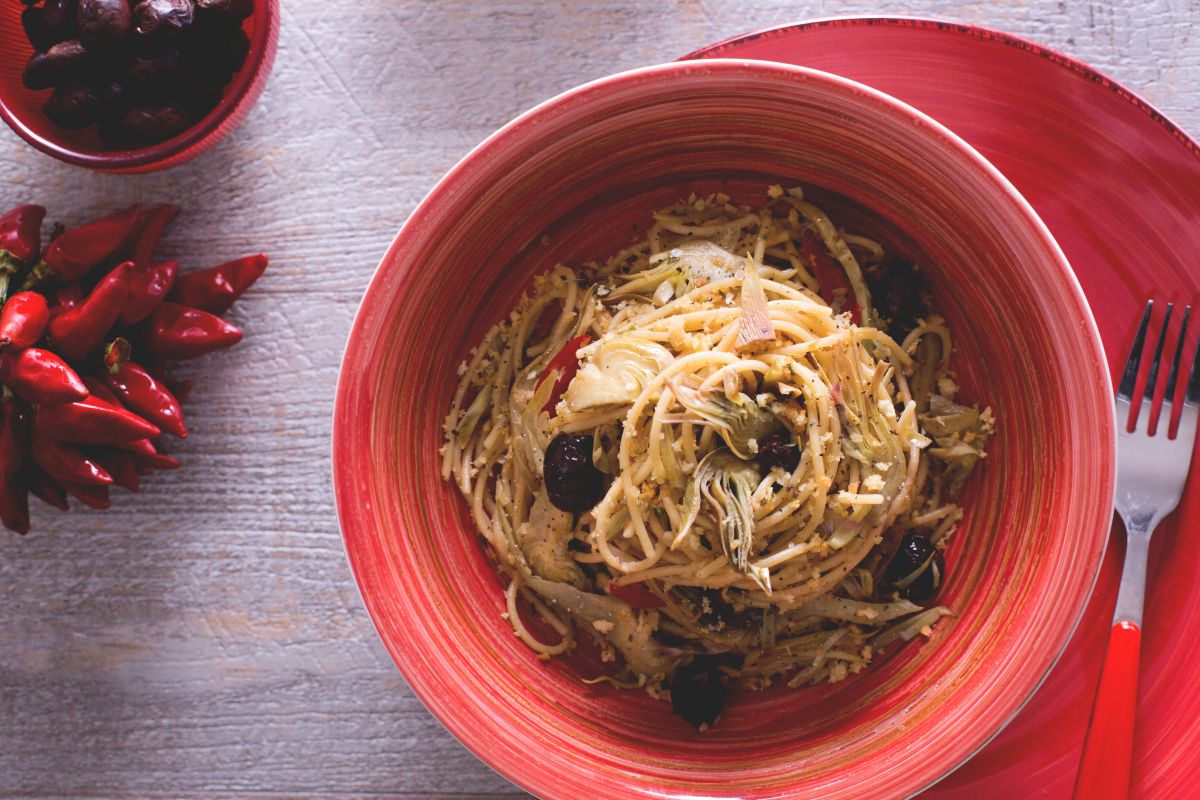 Spaghetti complets aux artichauts et chapelure