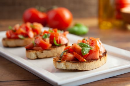Bruschetta à la tomate