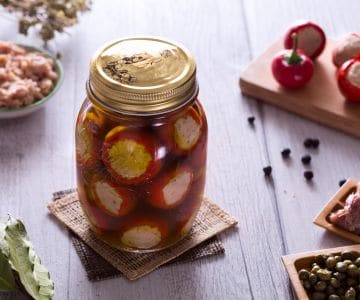 Piments forts farcis au thon, anchois et câpres