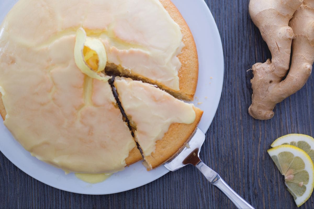Gâteau à l'eau au citron et gingembre