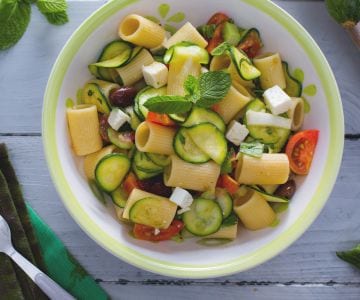 Pâtes froides aux courgettes