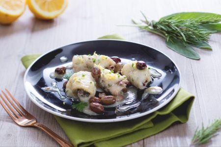 Sole enroulée aux herbes et olives