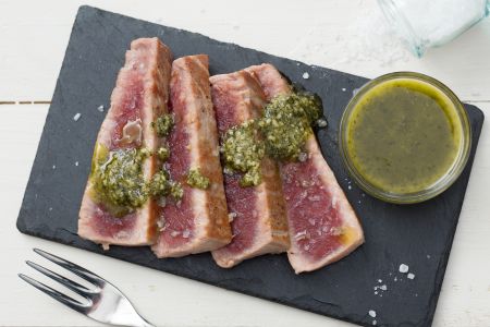 Tranché de thon au pesto de menthe