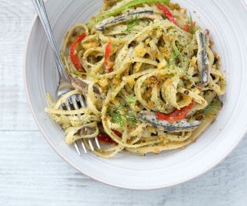 Bavette aux anchois au pesto de fenouil