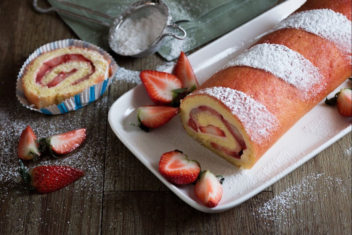 Roulé aux fraises