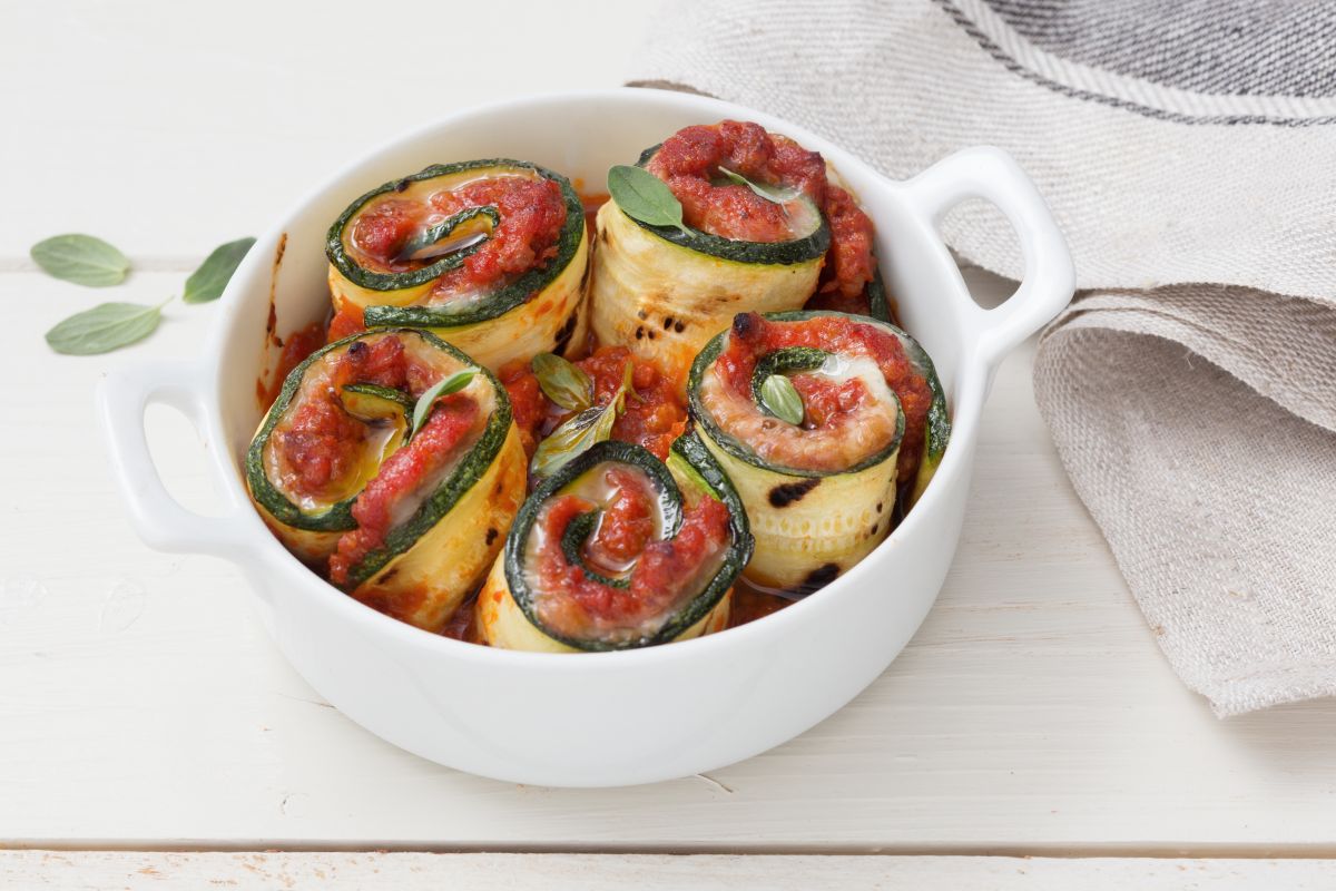 Rouleaux de courgettes à la bolognaise