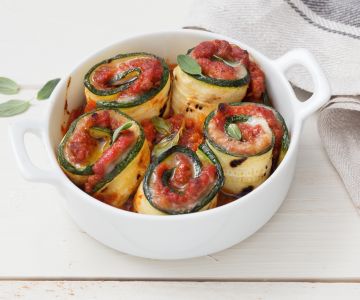 Rouleaux de courgettes à la bolognaise