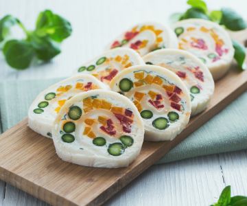 Roulés de pain aux légumes et chèvre