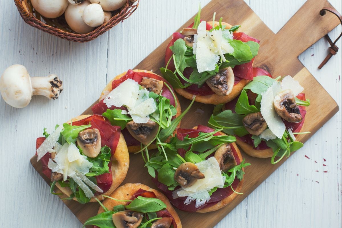 Fougasses avec bresaola et roquette