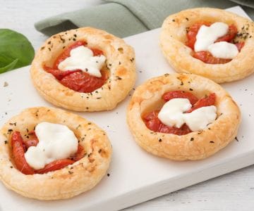 Feuilletés caprese