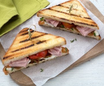 Toast au thon et à la crescenza