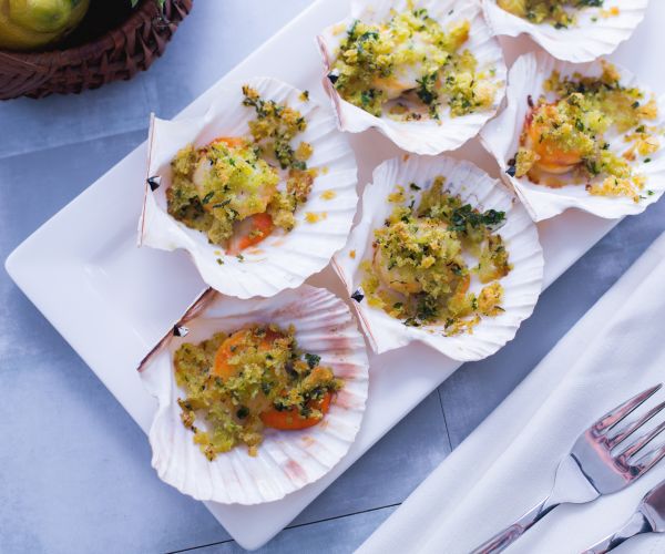 Coquilles Saint-Jacques gratinées