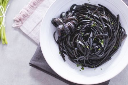 Linguine à l'encre de seiche