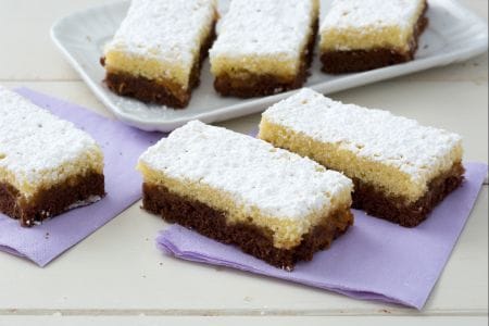 Gâteau moelleux bicolore