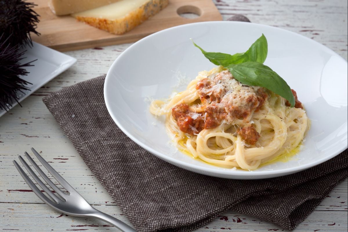 Spaghetti cacio, poivre et oursins