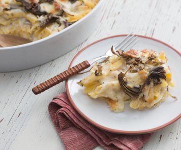 Pâtes au four avec artichauts et scamorza