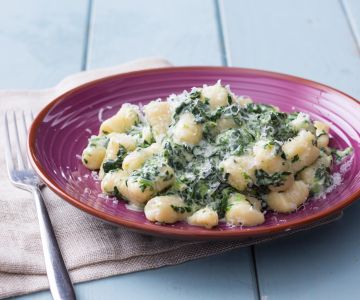 Gnocchi avec stracchino et épinards