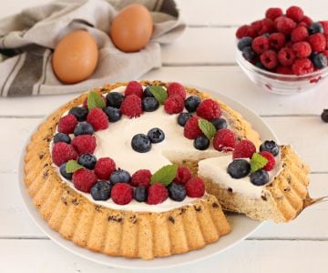 Gâteau moelleux au yaourt et aux fruits