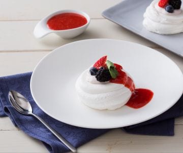 Mini pavlovas aux fruits rouges