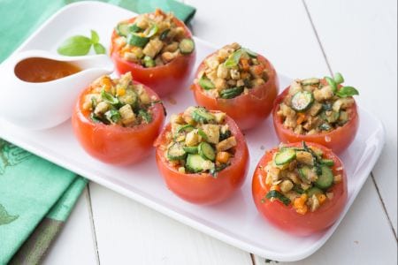 Tomates farcies à la panzanella