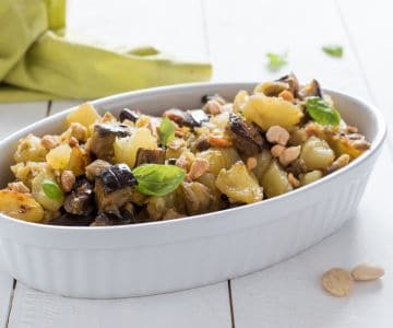 Aubergines et pommes de terre aux amandes
