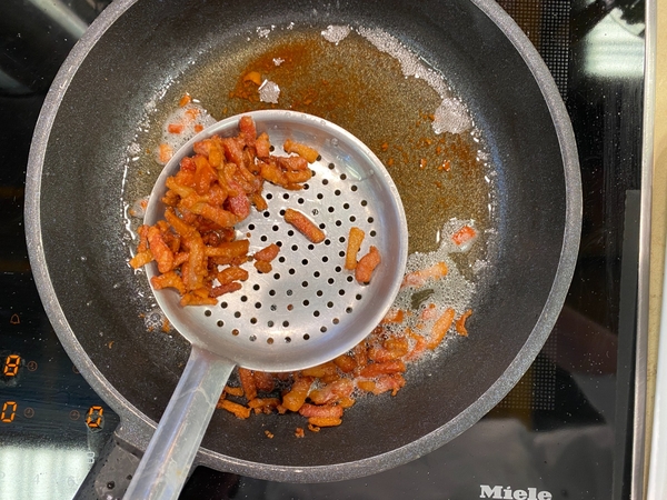 Pâtes à la crème d'épinards et lard croustillant - step 2